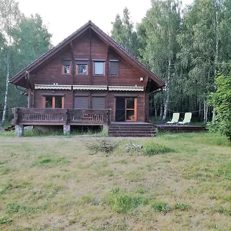 Dom Nad Jeziorem Casa de Férias *